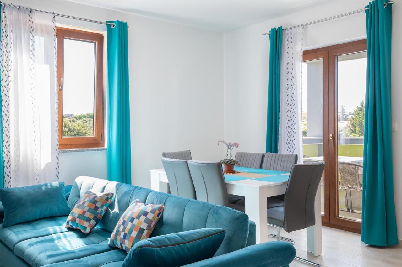 Kaylie Apartment Пула Екстериор снимка