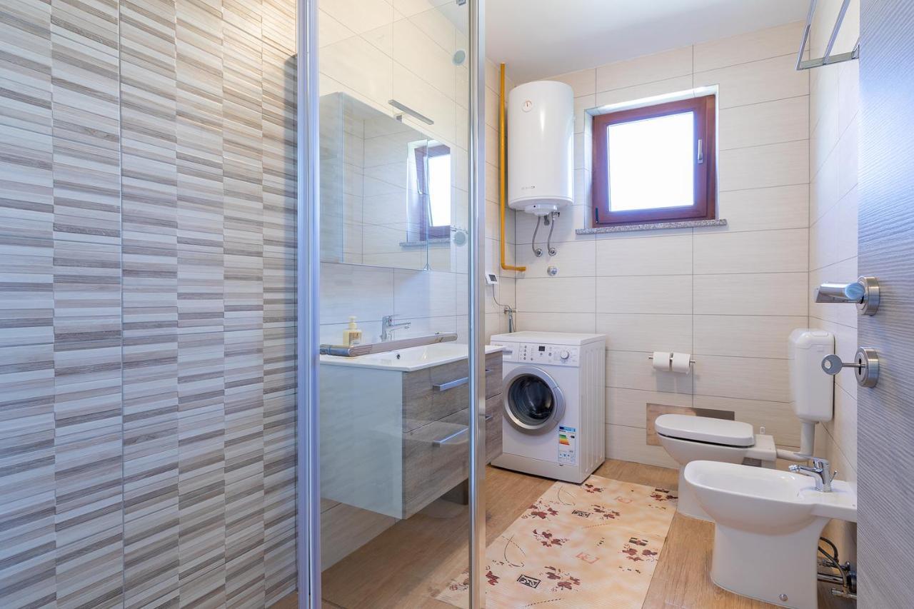 Kaylie Apartment Пула Екстериор снимка